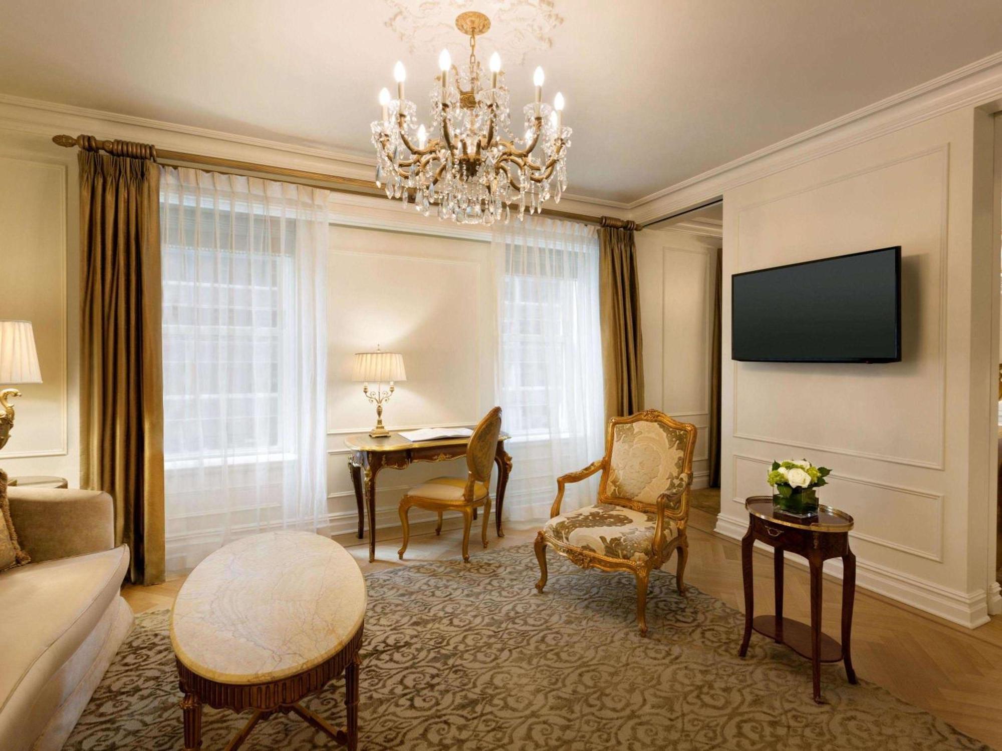 The Plaza Hotel New York Exterior foto