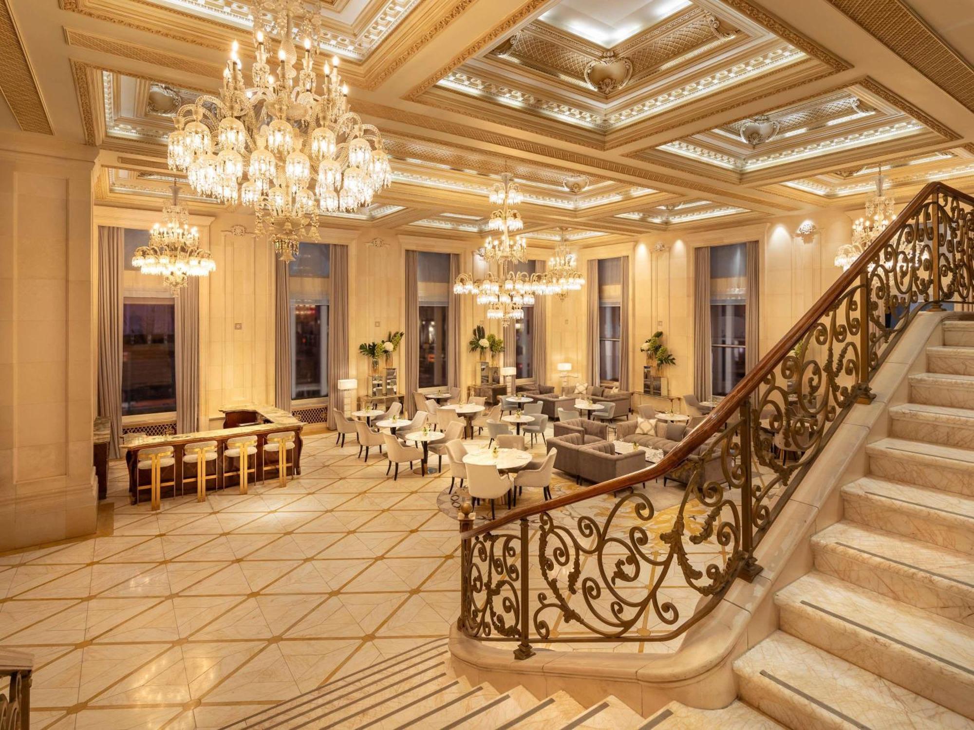 The Plaza Hotel New York Exterior foto